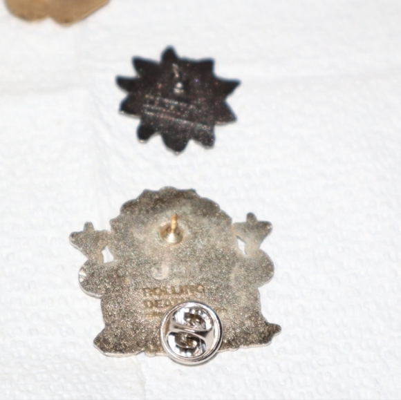 Lot of 7 Pins Flags 49ers etc.. - Picture 16 of 16